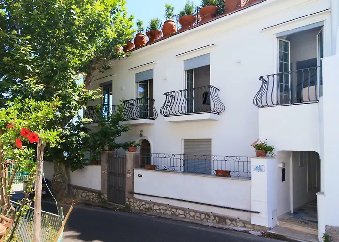 Aquamarine Relaxing Capri